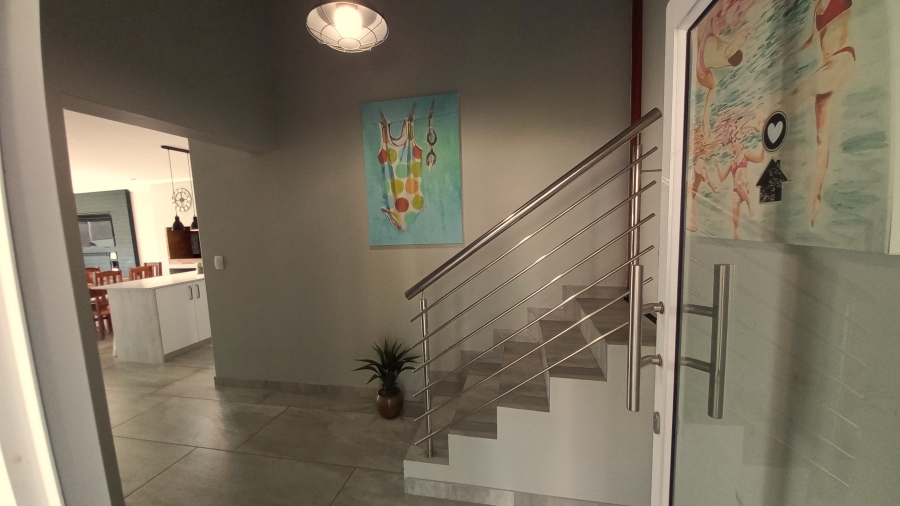 3 Bedroom Property for Sale in Kleinkoornhuis Western Cape
